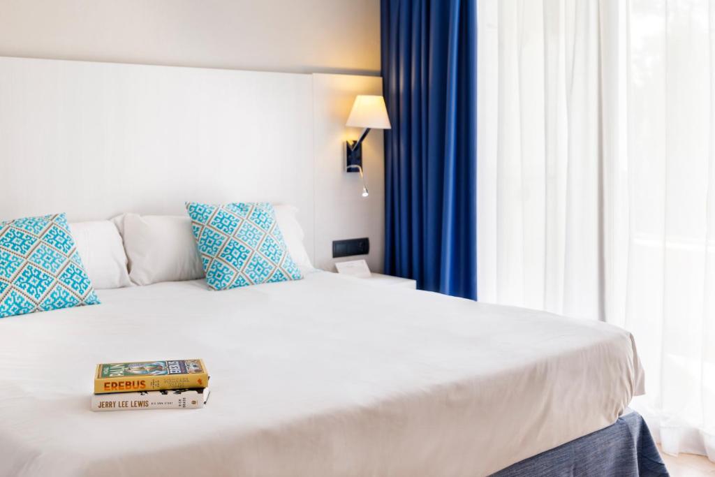 dal travel Mar Hotels Alcanada