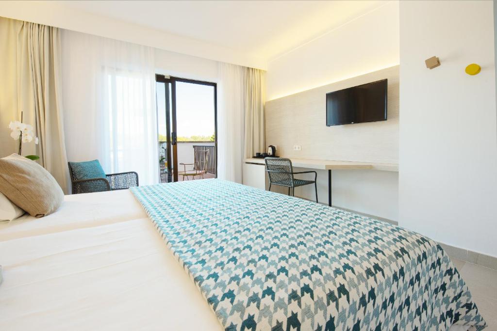 dal travel Hotel Apts. Playa Mondragó