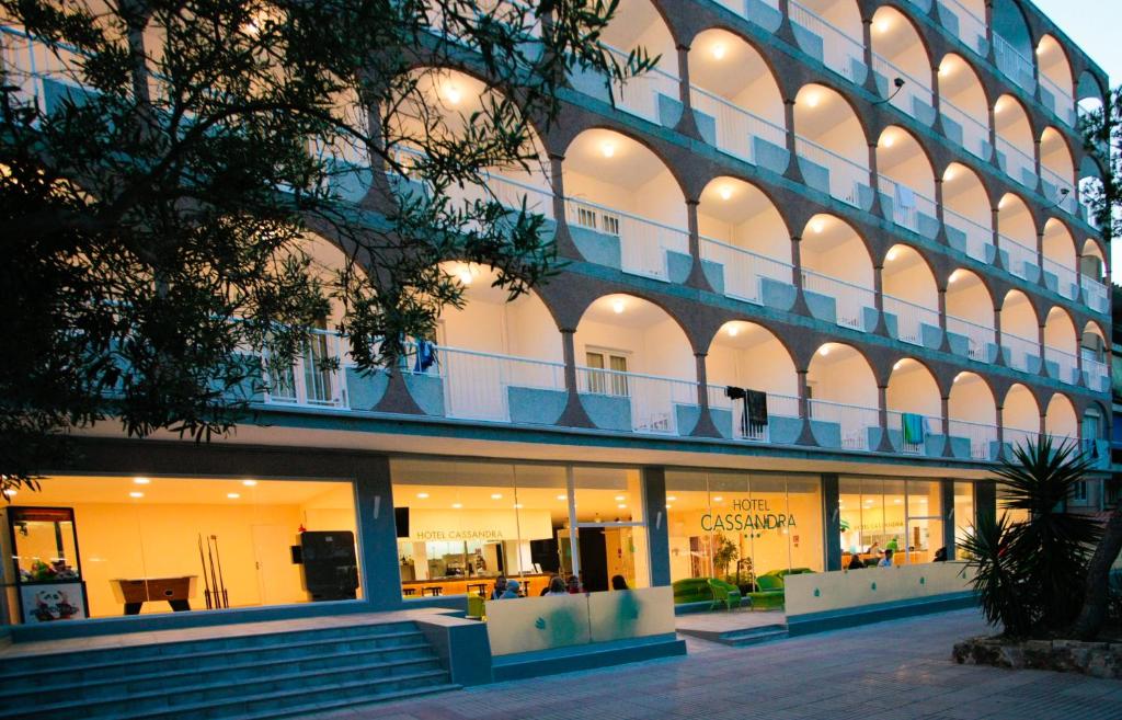 dal travel Cassandra Hotel