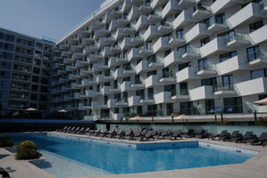 Hotel Alezzi Infinity Resort Spa cazare Mamaia
