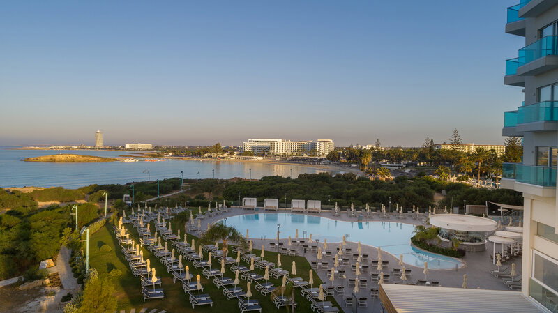 Hotel Nissiblu Beach Resort