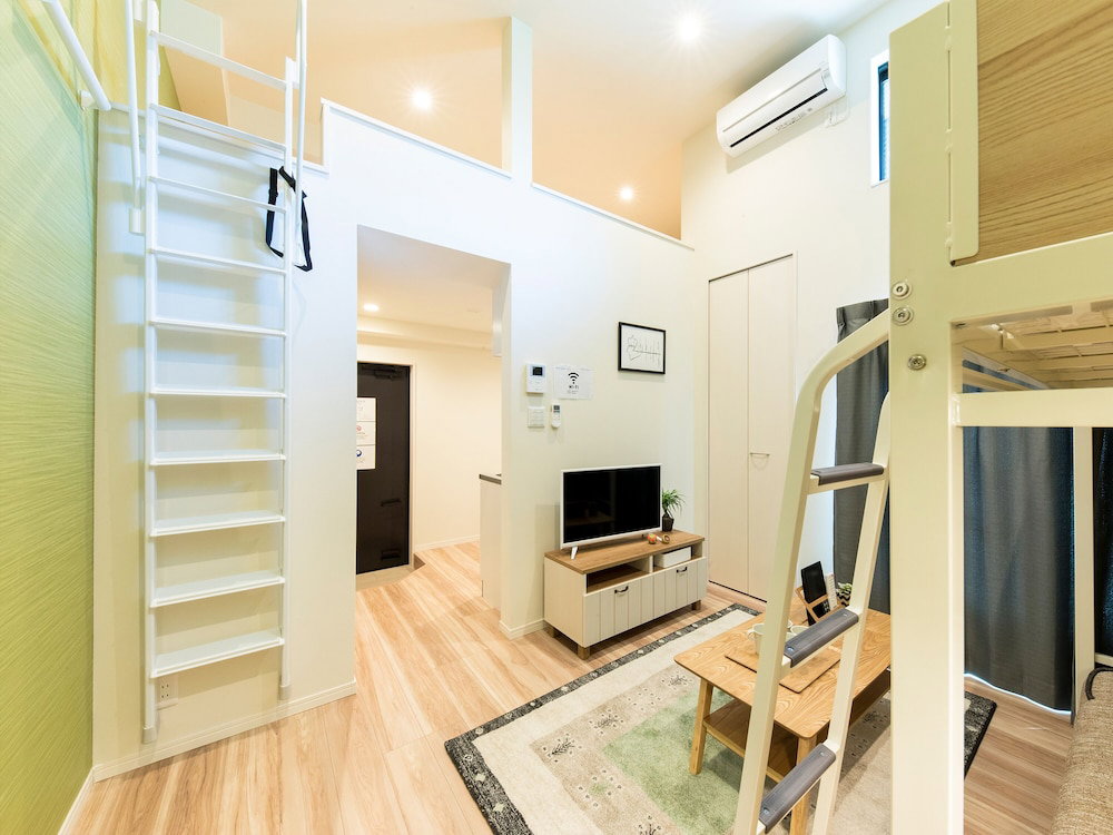 Trip Pod Minoshima A