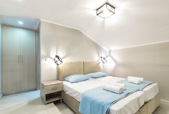 dal travel Pearl Luxury Living