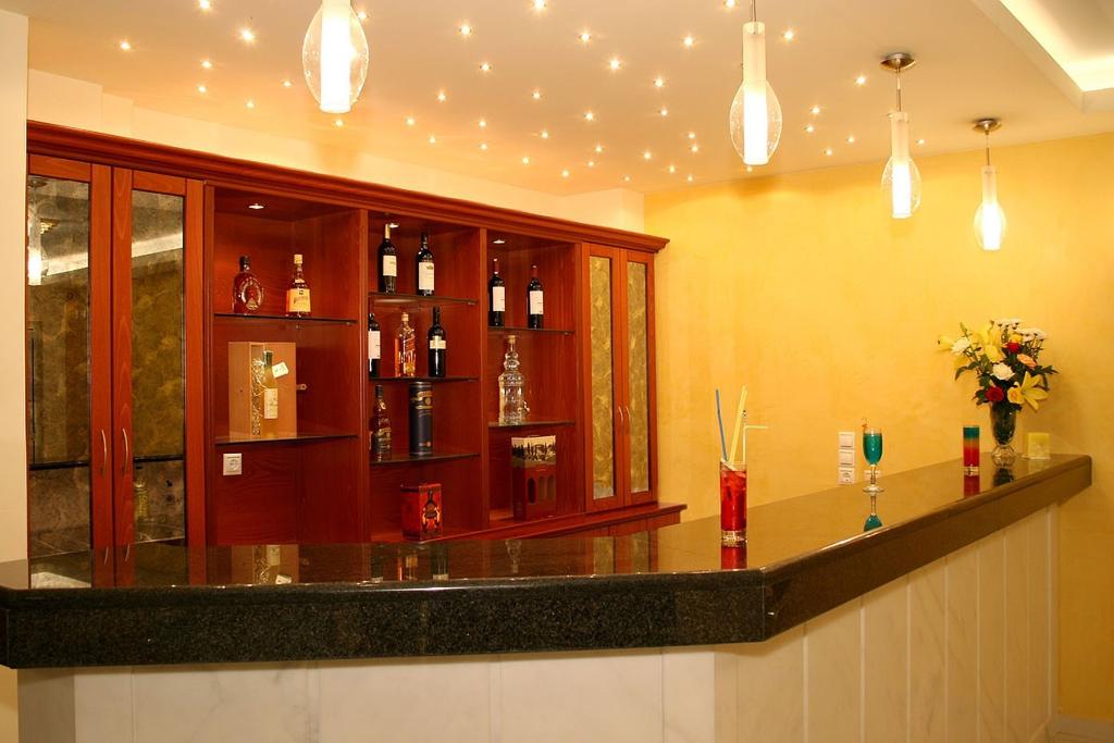 dal travel Timos Hotel