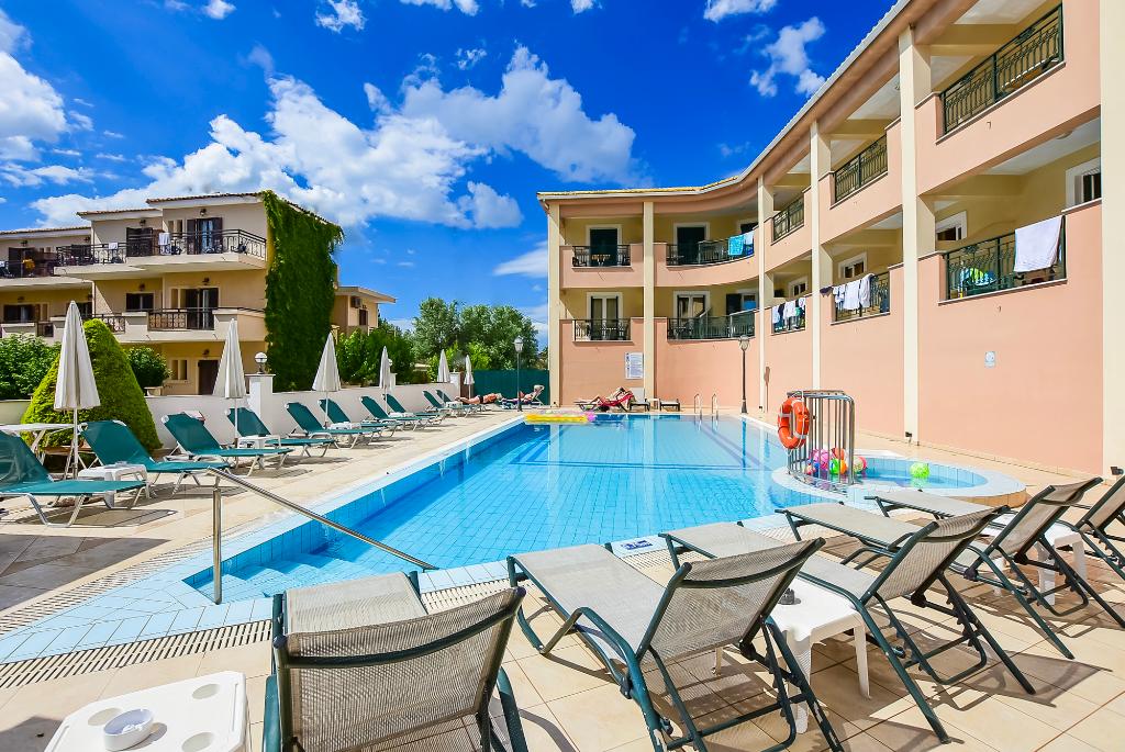 dal travel Timos Hotel