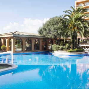 Hotel Luna Club Hotel & Spa cazare Malgrat del Mar