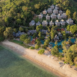Sejur Thavorn Beach Village Resort & Spa vacanta Phuket (regiunea)