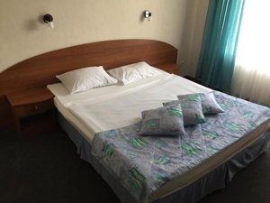 Hotel Lazuren Briag cazare Burgas