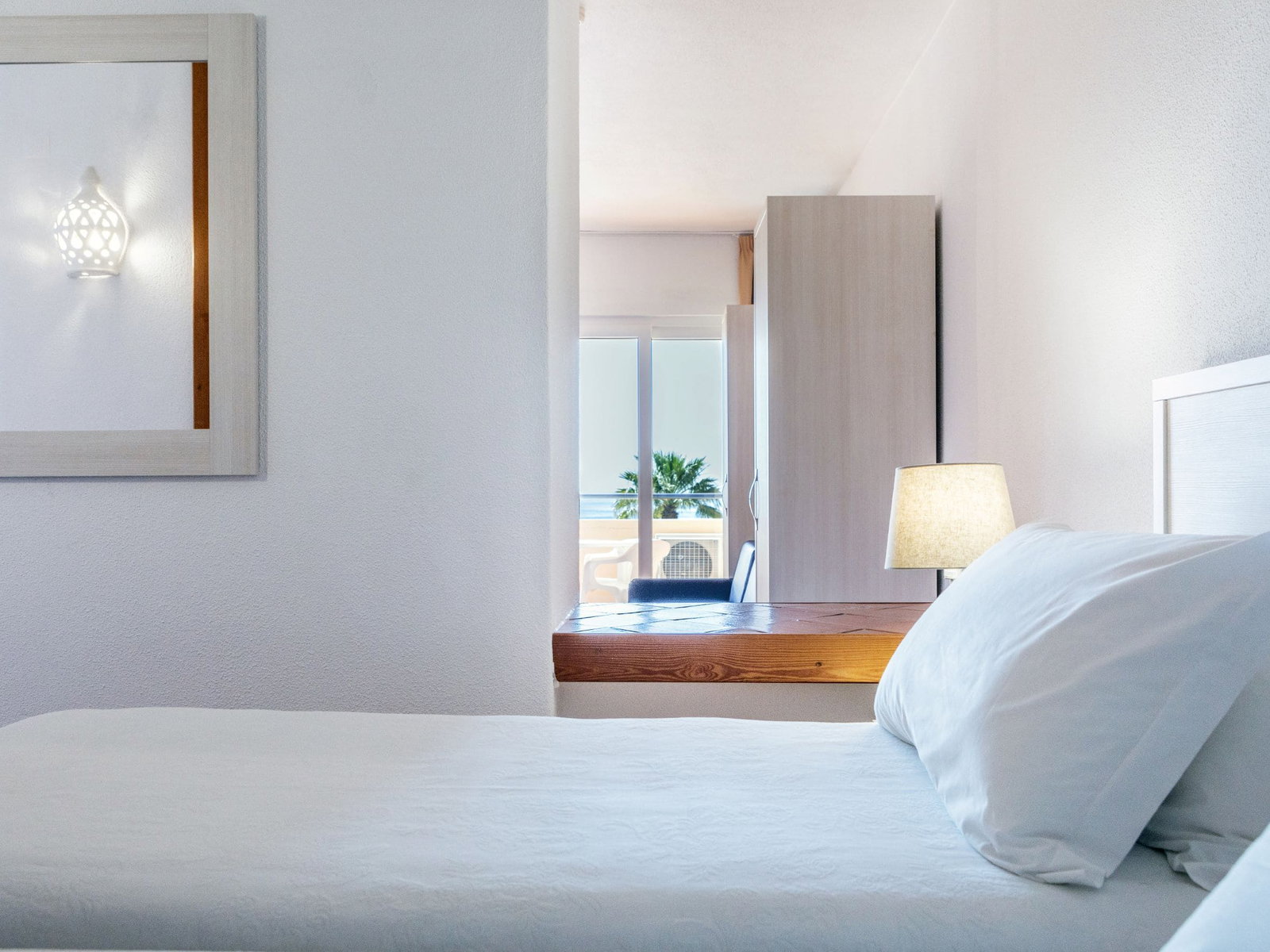 Dom Pedro Lagos Beach Club Apartments