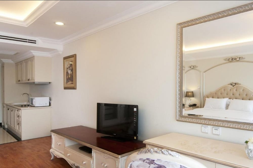 Lk Noble Suite