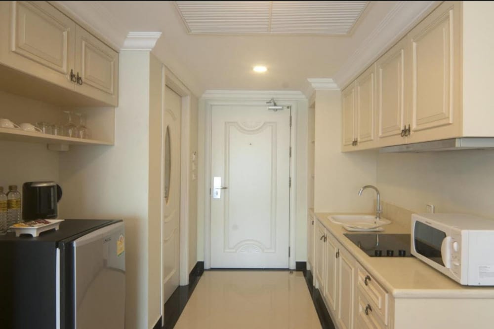 Lk Noble Suite