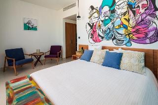 Hotel Fuwairit Kite Beach Tapestry Collection By Hilton