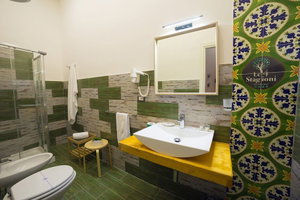 Hotel B&B Le 4 Stagioni Dante's Suites cazare Napoli