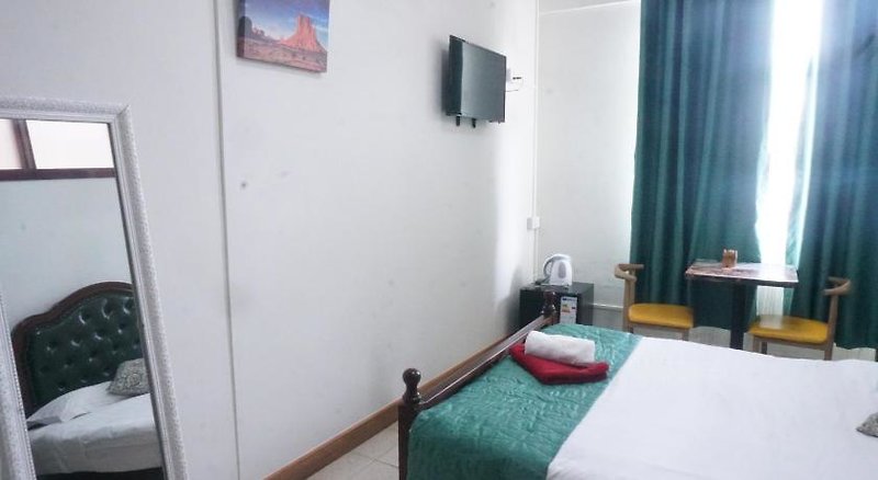 Hotel Happy Ours Guesthouse