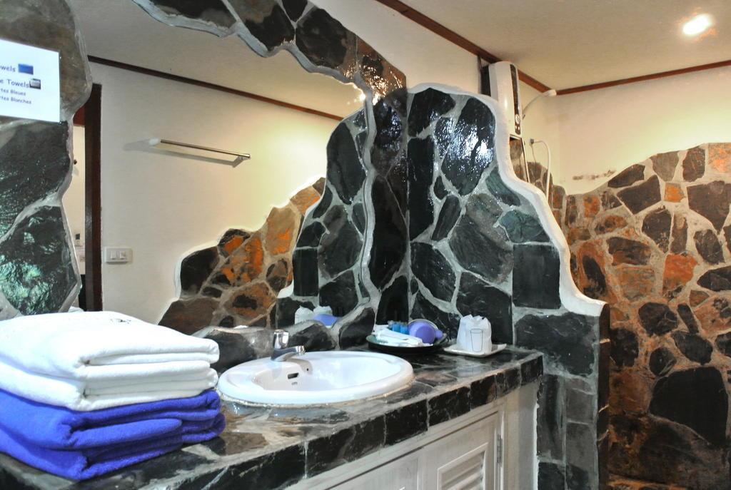 Hotel Papillon Resort