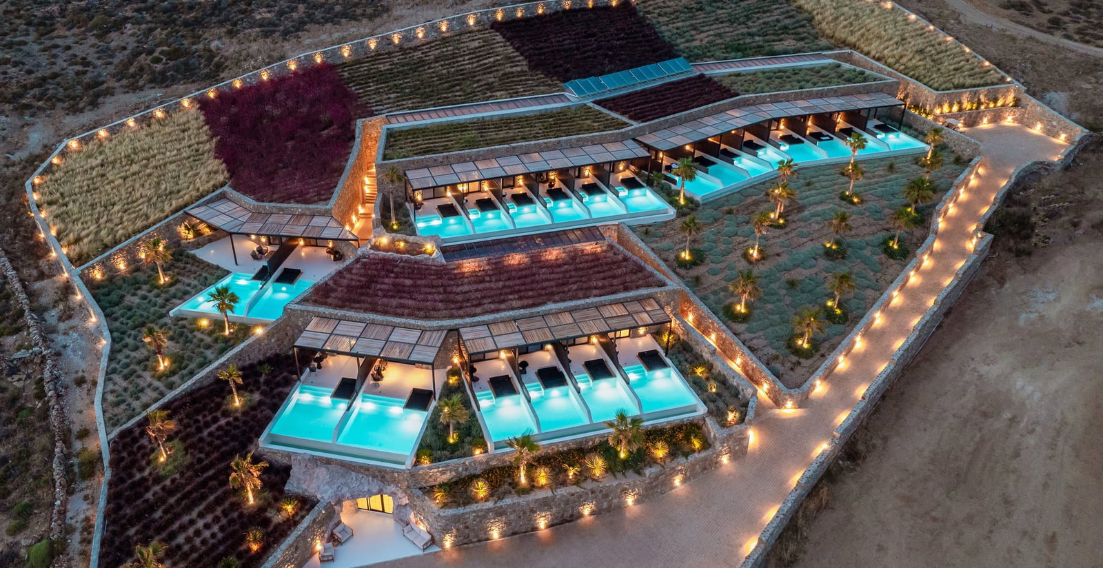 Hotel Ftelia Black Villas