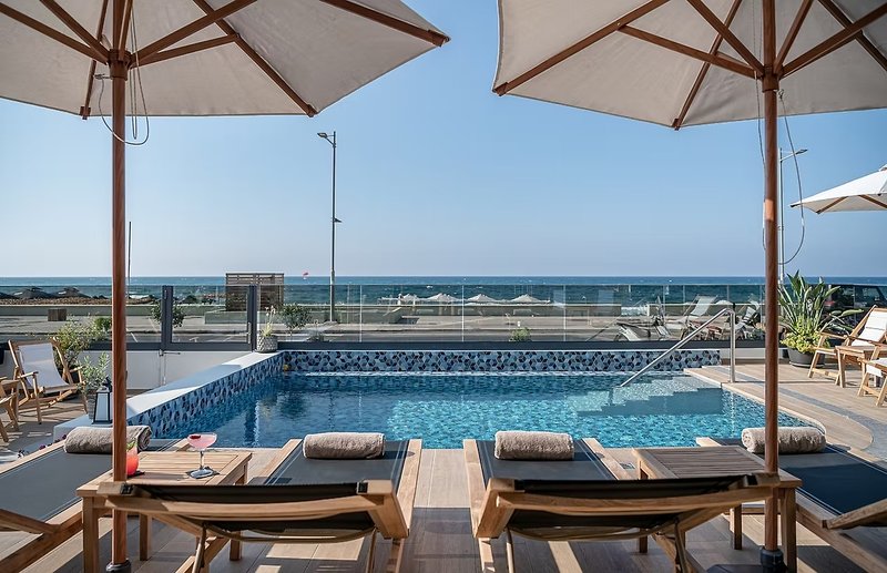 Calla Luxury Seafront Suites