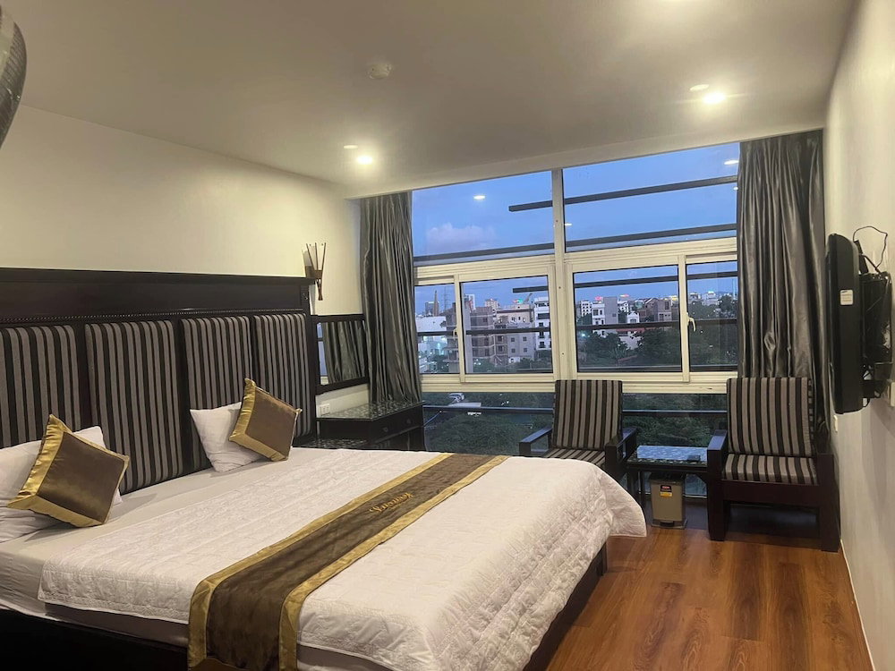 Luxury Hotel 2 Hp - By Bay Luxury