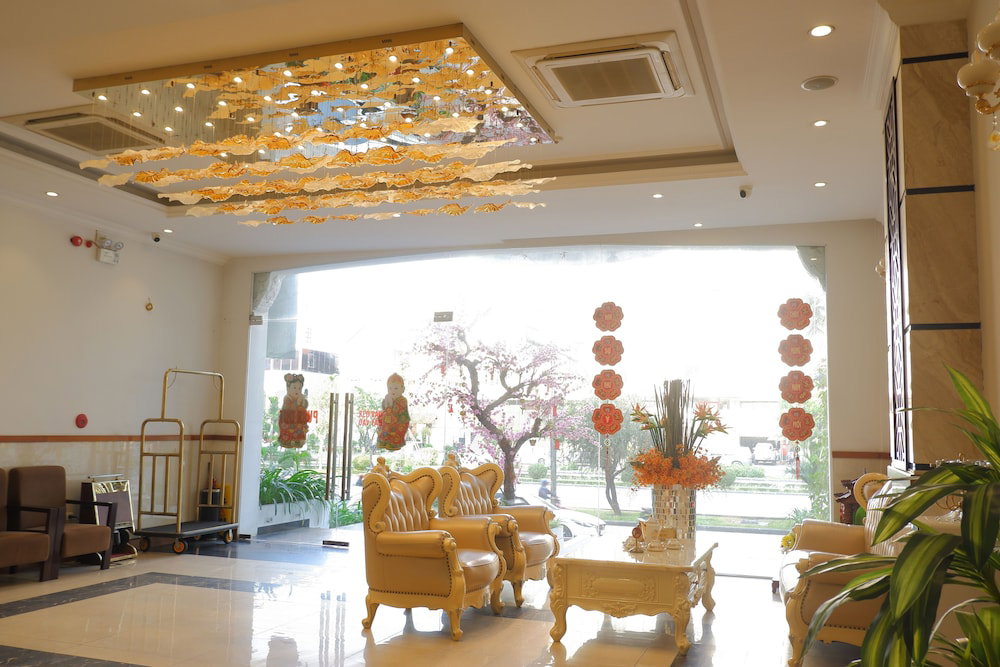 Khach San Tuong Vi - Le Hong Phong