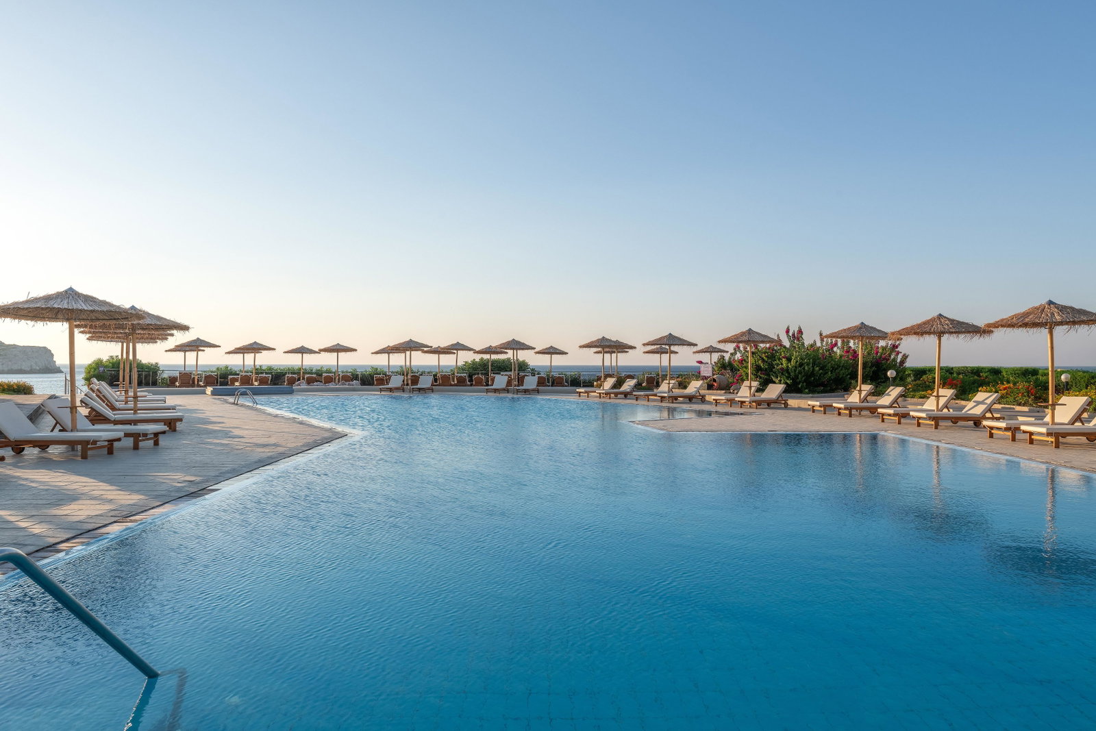 dal travel Paralos Rodos Lifestyle