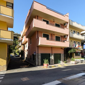 Hotel Residence Le Tartarughe cazare Letojanni