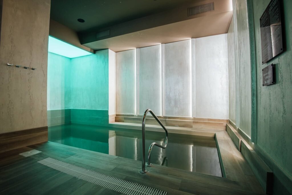 Fabesca Hotel And Spa