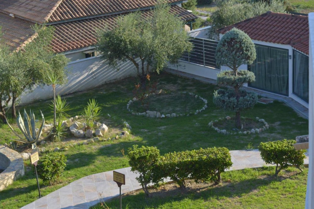 Anagenessis Suites & Spa