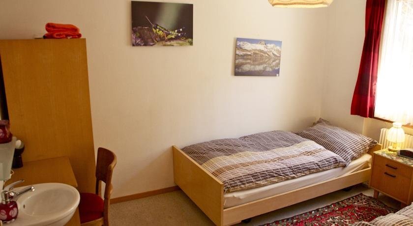 Hotel Chesa Albris Bed And Breakfast