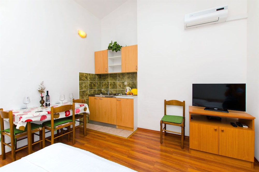Hotel Apartments Tomislav