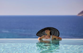Hotel Milos Resort