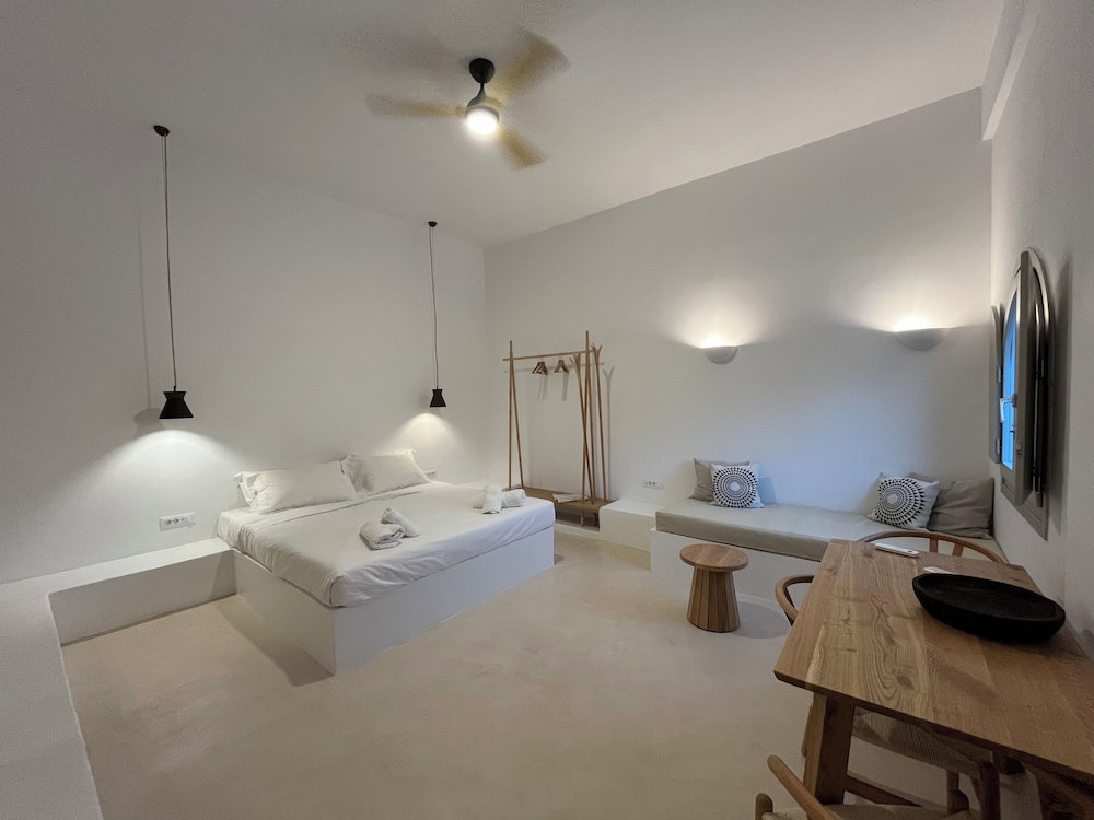 Hotel Ios Alcyon Blue Suites