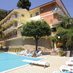 Sejur Hotel Corallo vacanta Taormina