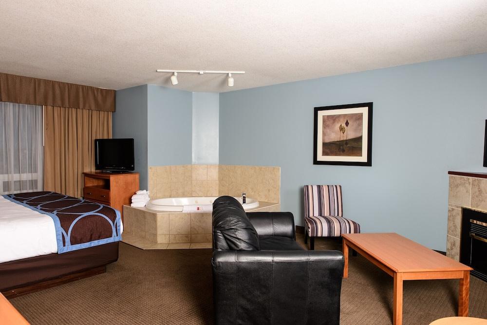 Hotel Super 8 By Wyndham Edmonton South