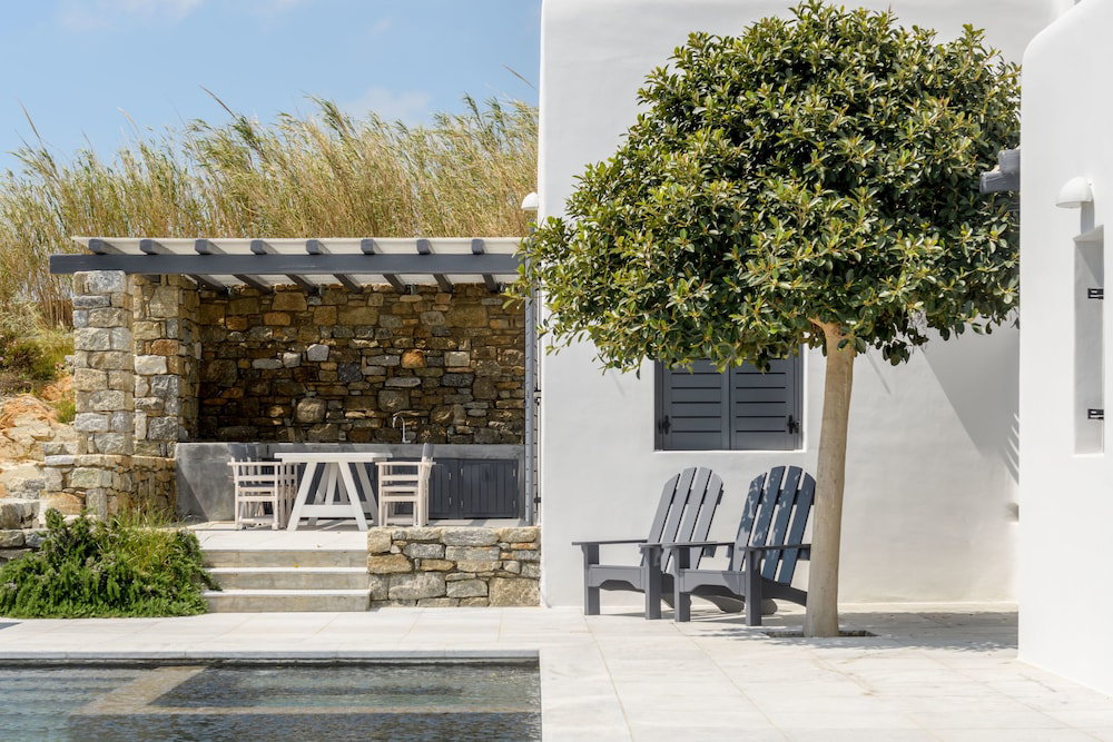 Myconian Platinum Villa