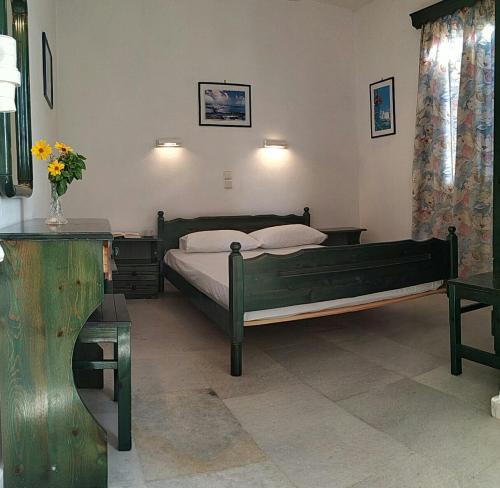 Hotel Chrisanthi Studios