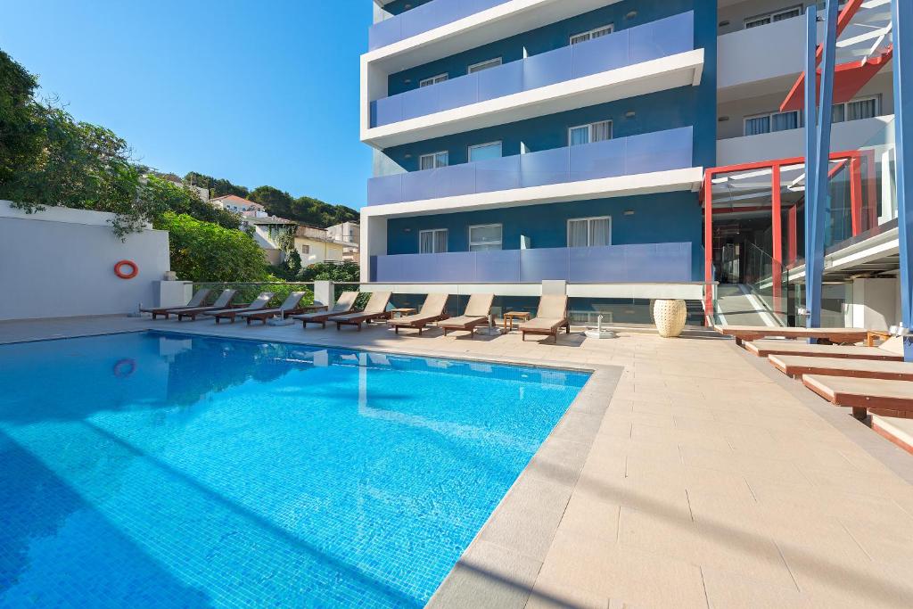 dal travel Semiramis City Hotel