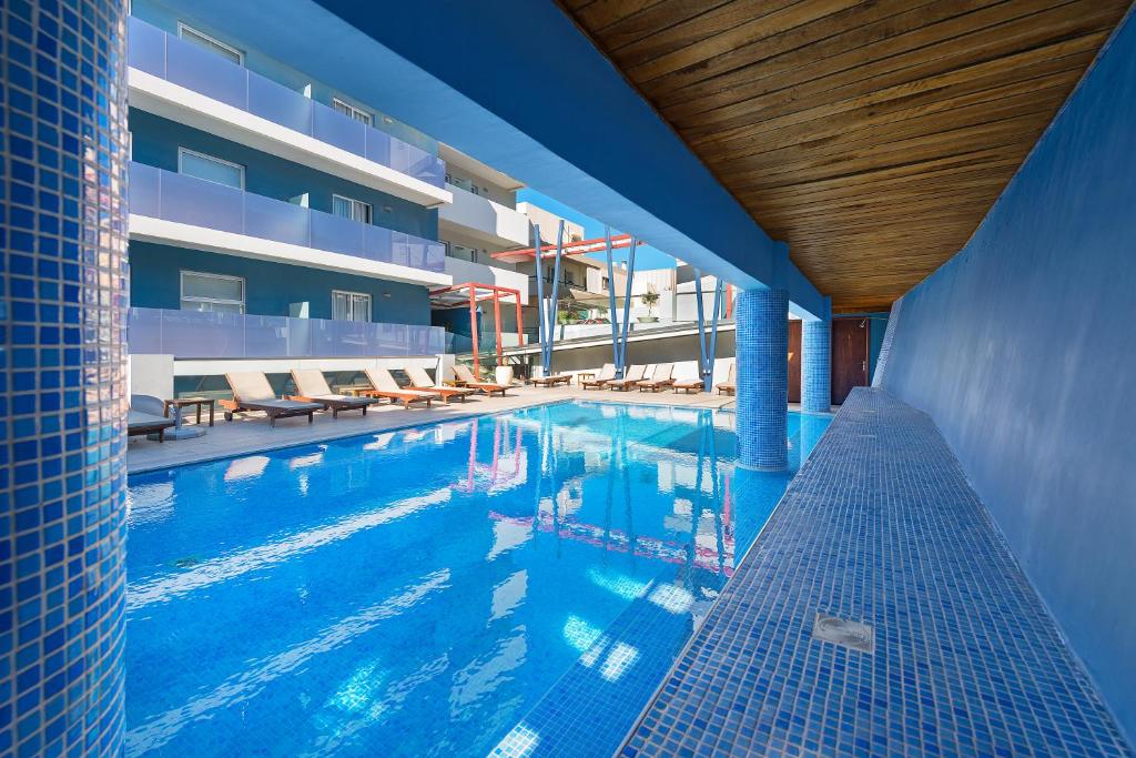 dal travel Semiramis City Hotel
