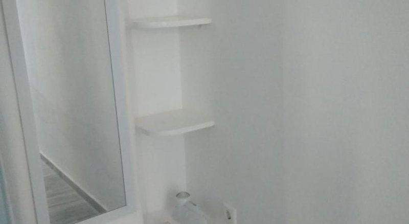 Loanna Rooms