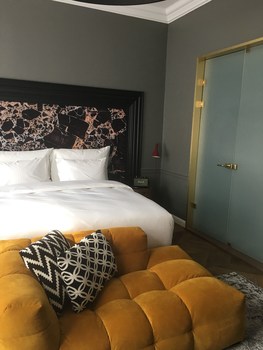 Hotel Collect