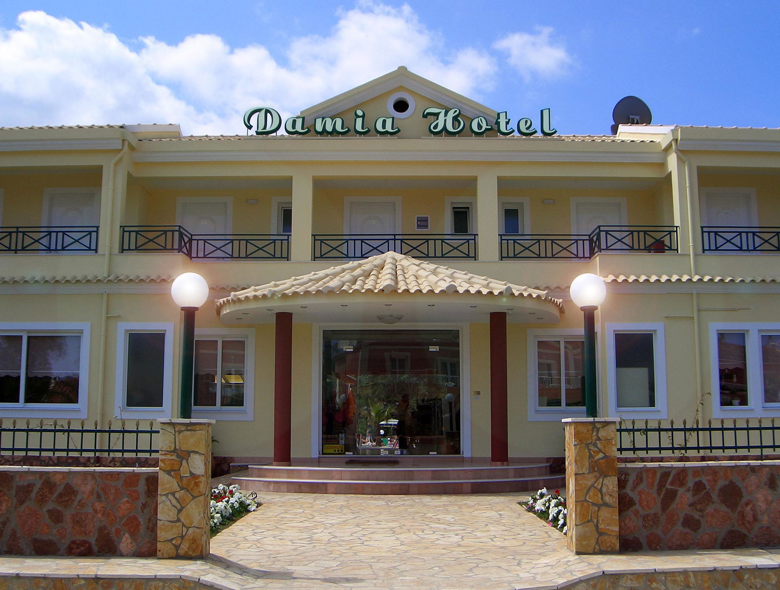 Hotel Damia Hotel & Apartments