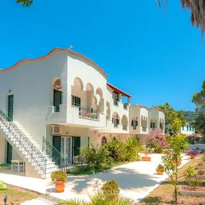 Hotel Vassilis Paradise Garden Aparthotel cazare Agios Georgis