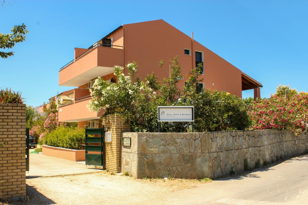 Hotel Nireas Studios And Apartments