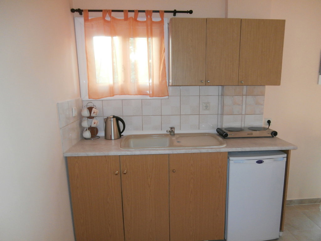 River Studios And Apartments