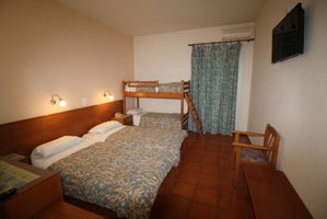 Hotel Sea Bird cazare Mesongi