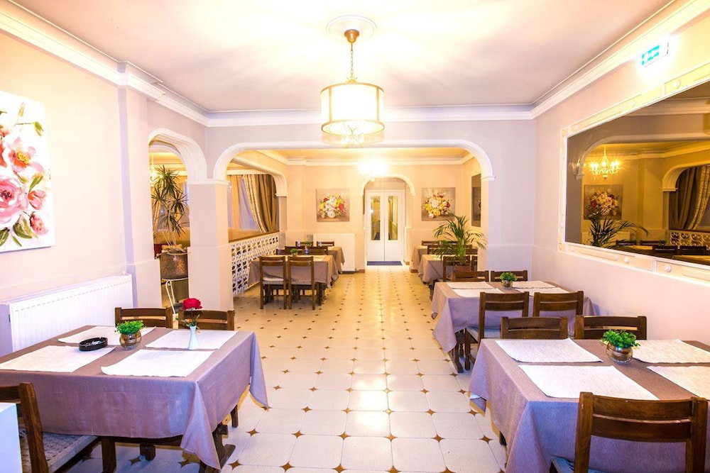 Sirena Beach Hotel