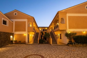 Hotel Hotel Rossis cazare Mesongi