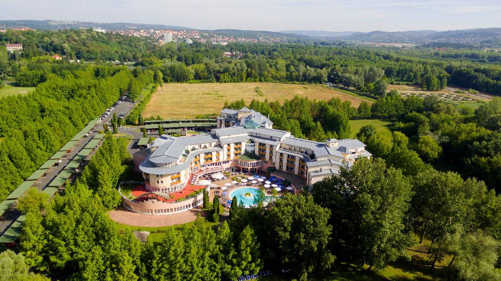 Lotus Therme Hotel & Spa