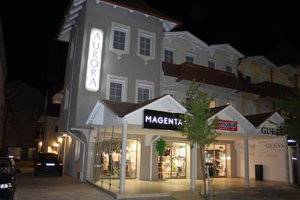 Hotel Auróra Vendégház cazare Heviz