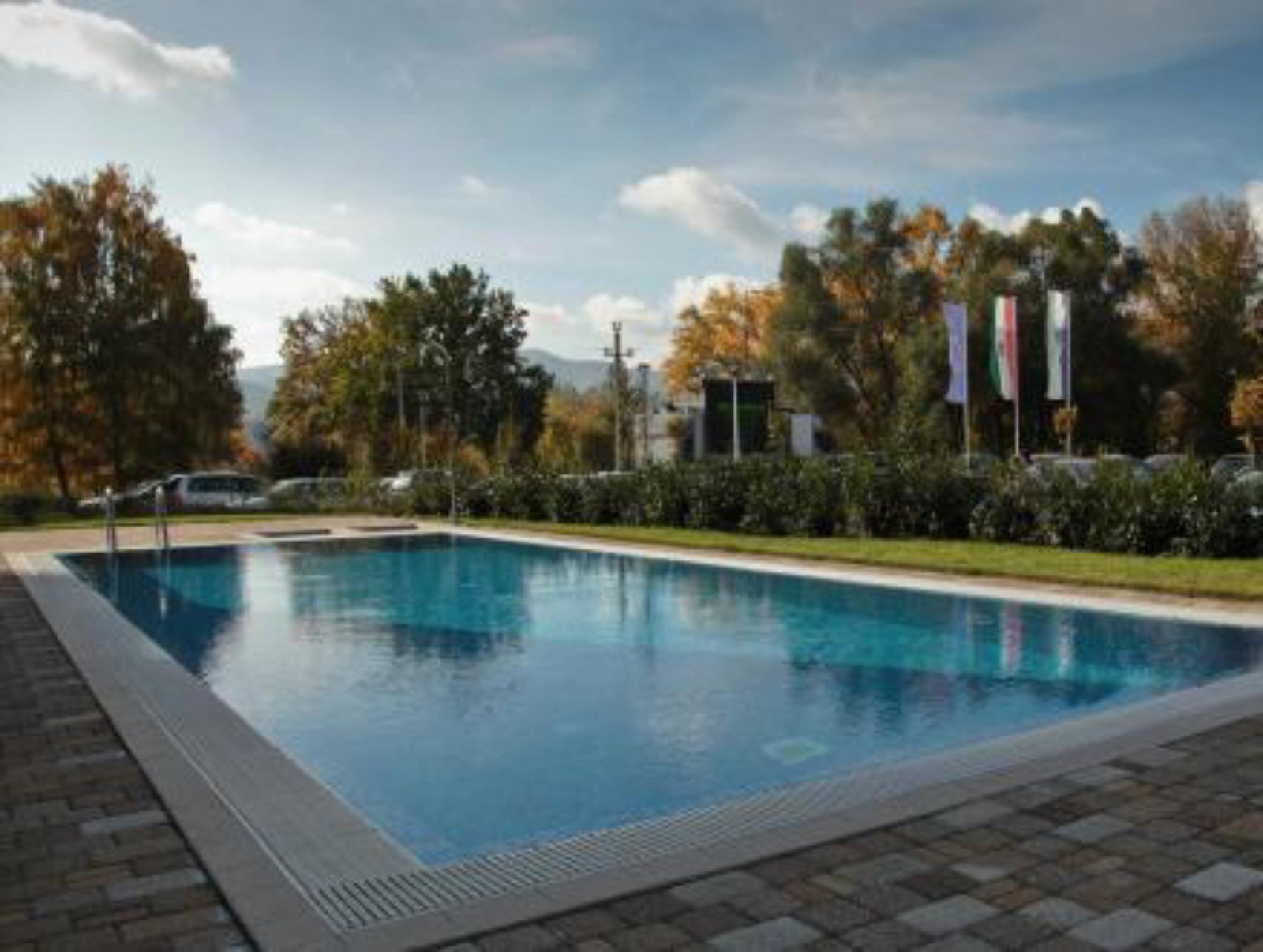 Royal Club Hotel