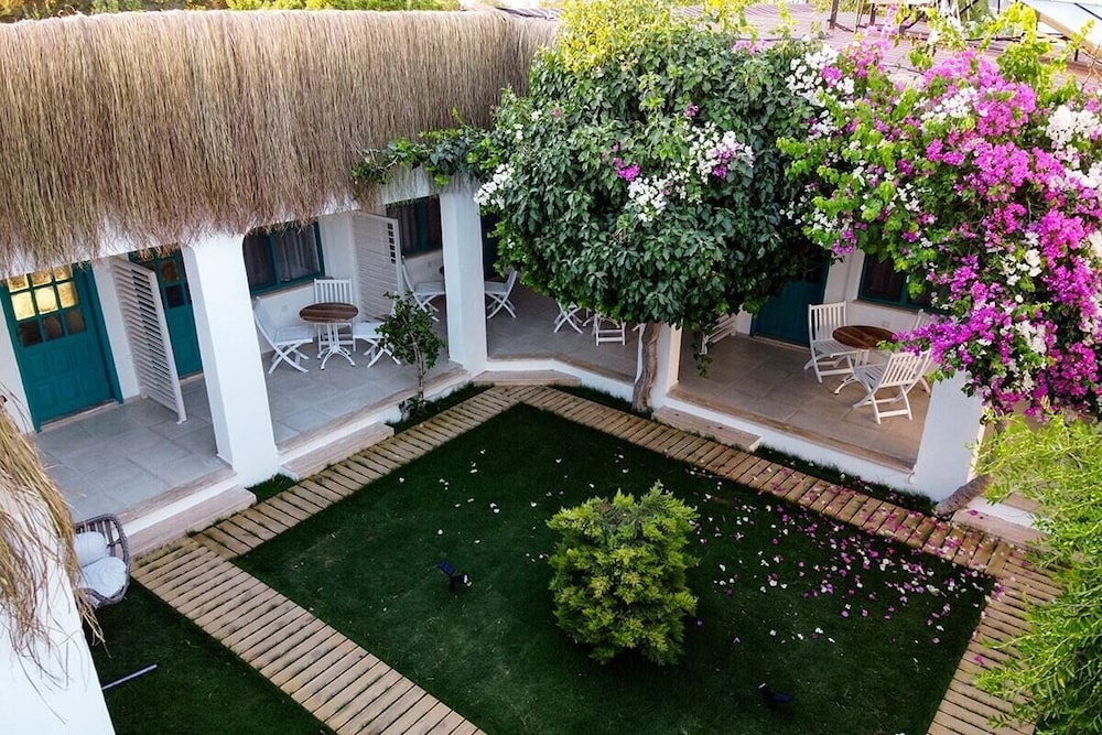 Hotel Avlu Butik Otel Palamutbuku